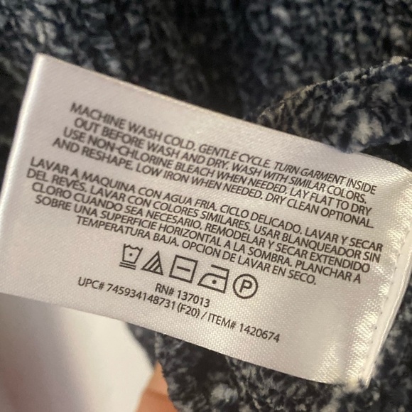 ORVIS Chenille Marbled Navy Crewneck Pullover Sweater - Picture 8 of 8